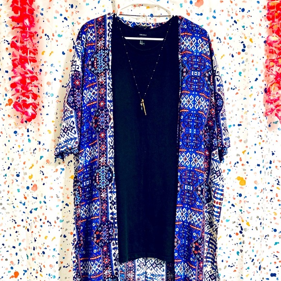Geometric duster 💙🪻 - Picture 1 of 1